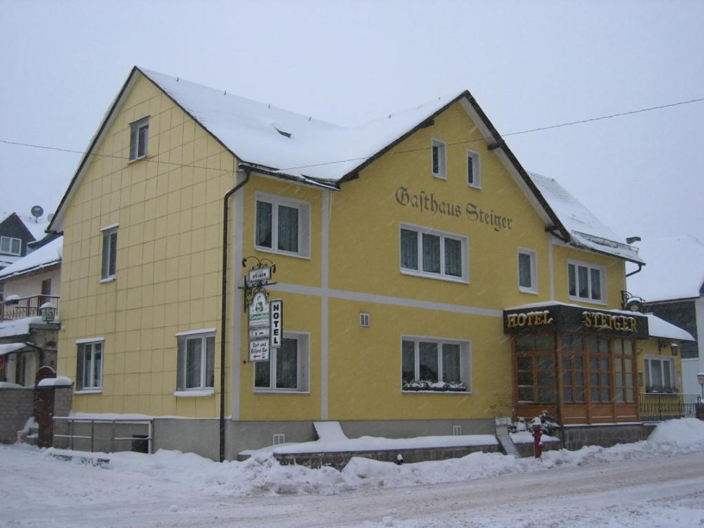 TIPTOP Hotel-Gasthaus Steiger Gräfenthal Exterior foto